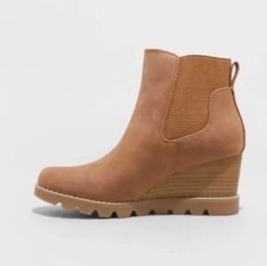 Women's Tan Ankle Boots